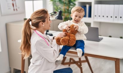 Durante el embarazo, el pediatra puede brindarle información valiosa, consejos y puede ayudarle a resolver dudas.