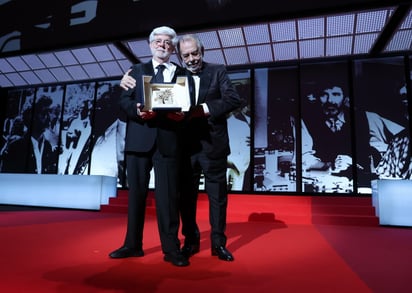 El realizador George Lucas y Francis Ford Coppola. (AGENCIAS)