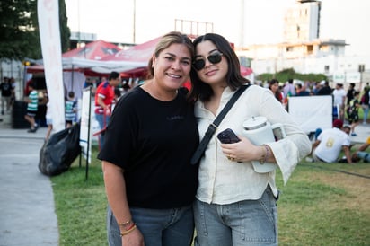 Katia González y Sela Nava.