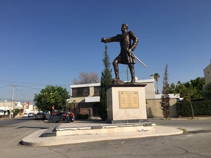 Estatua de Guadalupe Victoria. (ARCHIVO)