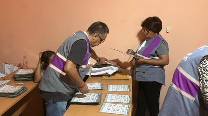 Conteo de votos en IEC Madero (EL SIGLO DE TORREÓN)

