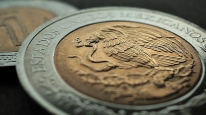La moneda mexicana terminó como la más perdedora en la semana a escala global.