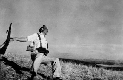 Muerte de un miliciano (1936), de Robert Capa.