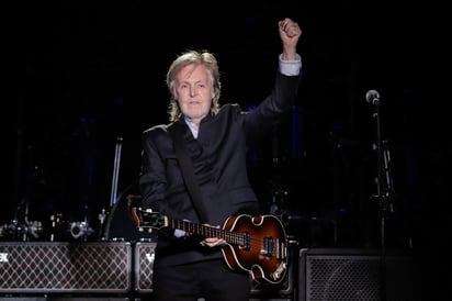 El cantante Paul McCartney en su concierto del martes 14 de noviembre de 2023 en el Foro Sol (Foto de Agencias).