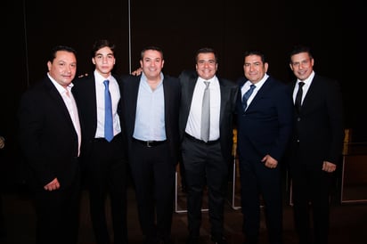Carlos Barrios, Pato, Beto, José Lorenzo, David y Salim (EL SIGLO DE TORREÓN / ENRIQUE CASTRUITA)

