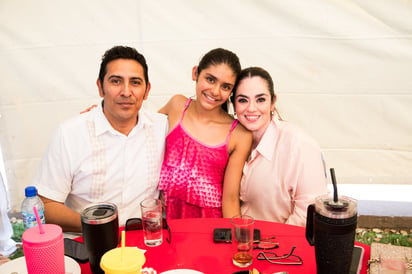 Jorge, Pamela y Ana Lucía (EL SIGLO DE TORREÓN / ENRIQUE CASTRUITA)