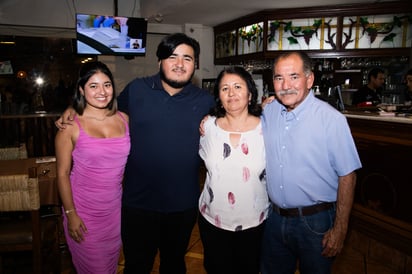 Jocy y Moisés Ibarra, Claudia Patricia Álvarez y J. Santos Ibarra (EL SIGLO DE TORREÓN / ENRIQUE CASTRUITA)