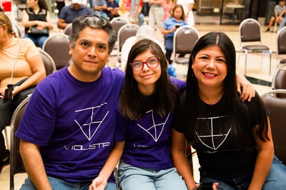 Fernando Herrera, Victoria Herrera y Teresa Juárez (EL SIGLO DE TORREÓN / ENRIQUE CASTRUITA)