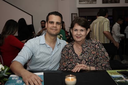 Óscar Murra y Gabriela Nava (EL SIGLO DE TORREÓN / GABRIEL ESCOBAR)