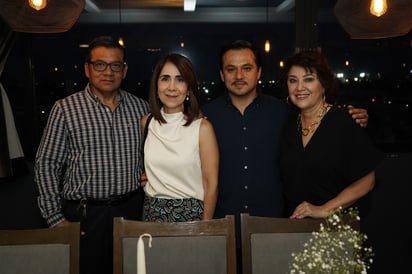 Martín Calzada, Gaby Fernández, Luis Calzada y Ruth Medina (EL SIGLO DE TORREÓN/ GABRIEL ESCOBAR)