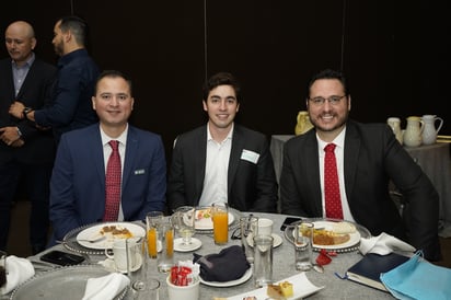 Jesús Sotomayor, Rodrigo Tueme y Alfredo González (EL SIGLO DE TORREÓN / GABRIEL ESCOBAR)