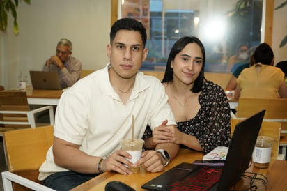 Armando Godina y Gladys Aguilar (EL SIGLO DE TORREÓN / GABRIEL ESCOBAR)