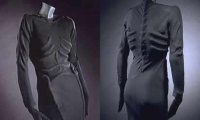 The Skeleton Dress, creación de la diseñadora Elsa Schiaparelli junto a Salvador Dali.