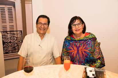 Víctor Velasco y Verónica Martínez (EL SIGLO DE TORREÓN / ENRIQUE CASTRUITA)