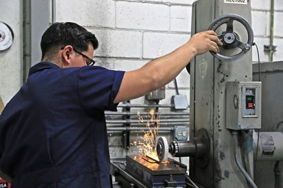 El empleo formal aumentó de 2018 a 2024. Foto: EFE/ Luis Torres