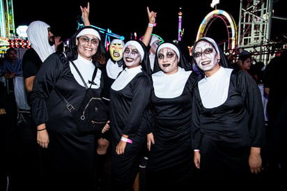 La Feria de Torreón fue invadida por las monjas.