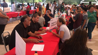 Entrega de techumbre en colonia Villas de la Joya (FERNANDO COMPEÁN)