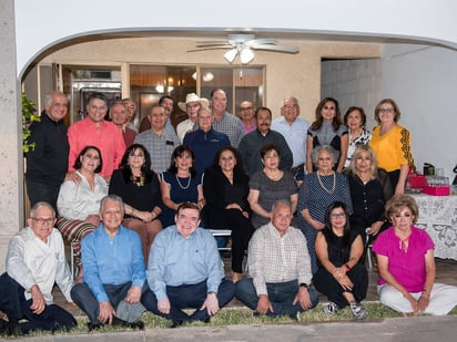 Juan Manuel Ochoa, Consuelo Galván, Alma Dávila, Luis De la O, Héctor Pastrana, Carmen Gómez, Rogelio Ramos y Mireya de Ramos  (ÉRICK SOTOMAYOR FOTOGRAFÍA)