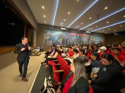 Conferencia 'Mente Chida, Juventud Sana' (EL SIGLO DE TORREÓN)