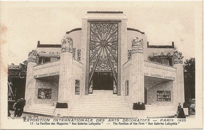 Entrada al pabellón de la Galería Lafayette en la 'Exposition internationale des arts décoratifs et industriels modernes', en París. Imagen: Francois Goglin