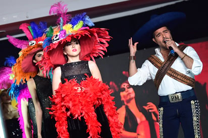 Pablo Montero tuvo una valiosa participación en 'Catrinas del Desierto, vistiéndonos de México'.