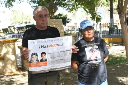 Silvia y Óscar, padres de 'Fanny' (EL SIGLO DE TORREÓN / FERNANDO COMPEÁN)