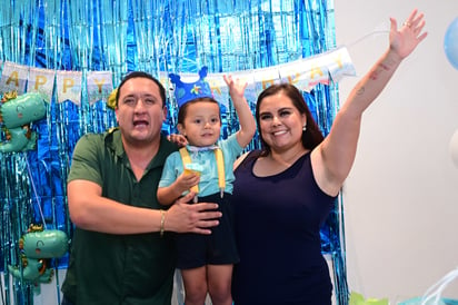 Jaime Luna y Margarita Treviño celebraron el cumpleaños de su hijo Luis Alfredo (EL SIGLO DE TORREÓN)