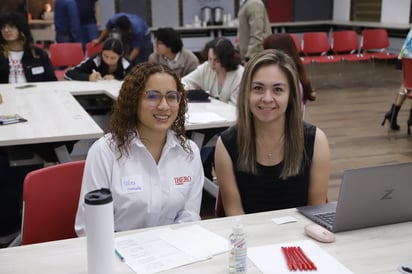 Salma Hernández y Lily González (EL SIGLO DE TORREÓN / ENRIQUE CASTRUITA)