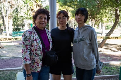 Amelia Díaz, Fernanda Chew y Andrea Chew (EL SIGLO DE TORREÓN / ENRIQUE CASTRUITA)