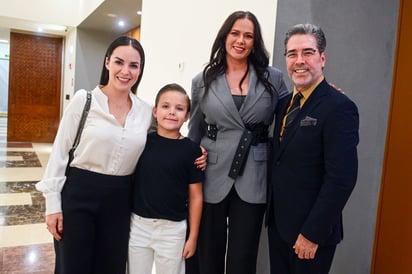 Karen, Franco, Sofía y Raúl (EL SIGLO DE TORREÓN)
