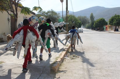 El negocio de la piñata es el sustento de al menos 20 familias de la colonia San Isidro (Daniela Cervantes)