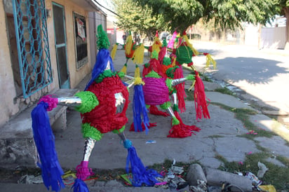 La elaboración de piñatas es un oficio muy antiguo (Daniela Cervantes)