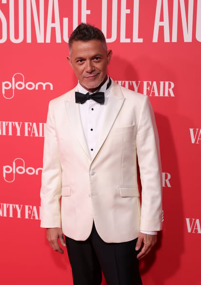 El cantante Alejandro Sanz posa antes de recibir el premio Personaje del Año Vanity Fair 2024, este miércoles en Madrid. Foto: EFE