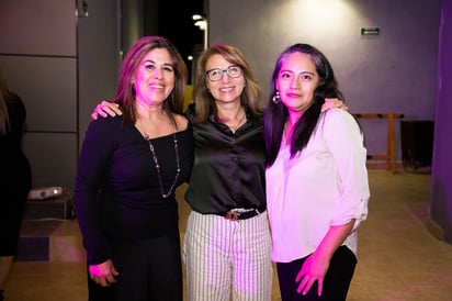 Nancy Vargas, Diana Ortíz y Merilú Arreola (EL SIGLO DE TORREÓN / FERNANDO COMPEÁN)
