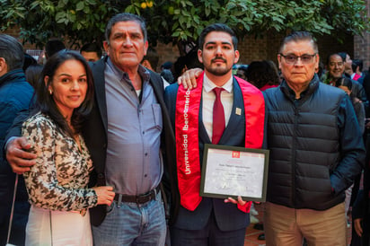 Jorge Alfredo Rodríguez y familia.