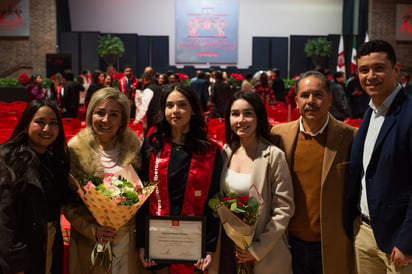 Mariana Delgado Marrero y familia.