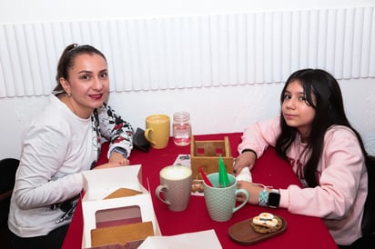 Patricia Trujillo y Aylen Herrera
 (EL SIGLO DE TORREÓN / ENRIQUE CASTRUITA)
