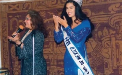 Ninel Conde ante los espectadores tras ganar el título de Señorita Estado de México. Foto: cortesía.