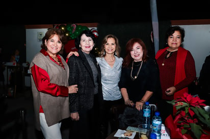 Lulu Aranda, Luisa González, Margarita González, Rosy Martínez y Rosalinda Quiroga (EL SIGLO DE TORREÓN / ENRIQUE CASTRUITA)
