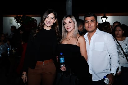 Jessica Alvarado, Ariana Mendoza y Ricardo Márquez (EL SIGLO DE TORREÓN / ENRIQUE CASTRUITA)
