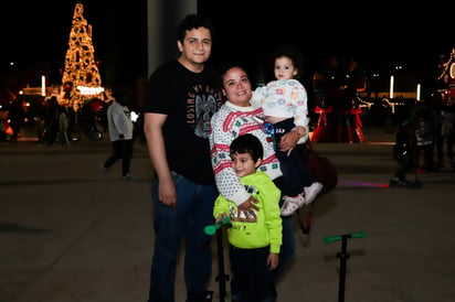 Emanuel, Bertha, Luis y Sofía (EL SIGLO DE TORREÓN / ENRIQUE CASTRUITA)
