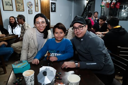 Elizabeth Martínez, David Ortegon y Humberto Ortegon (EL SIGLO DE TORREÓN / ENRIQUE CASTRUITA)
