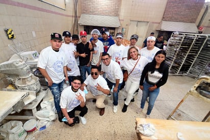 Convivieron. No faltaron las fotos de la Everest con los panaderos del lugar.