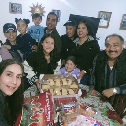 Familias Rosales Acevedo, Rosales González y Villegas Rosales.