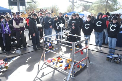 First Tech Challenge del Colegio Cervantes de Torreón (EL SIGLO DE TORREÓN / FERNANDO COMPEÁN)
