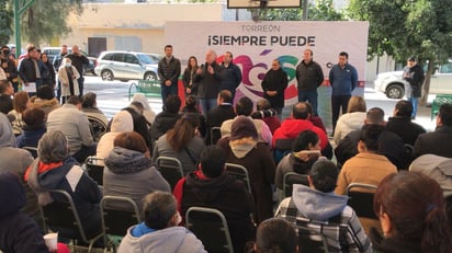 Evento en la colonia Lázaro Cárdenas (EL SIGLO DE TORREÓN / FERNANDO COMPEÁN)