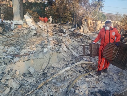 Bomberos de Torreón en Los Ángeles. 