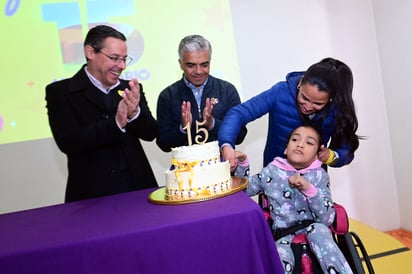 Mariana Echeverría, Victoria Castañeda, Lisandro y Luka.