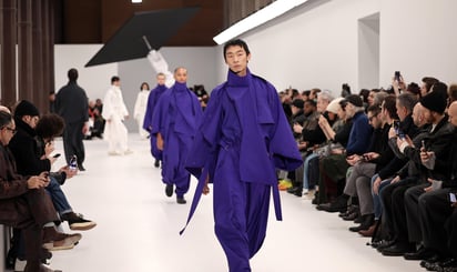 Colección otoño-invierno 2025-2026 por Issey Miyake Fashion House en Paris Fashion Week. Foto: EFE