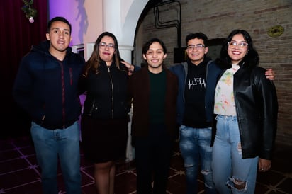 Rubén Ramos, Verónica López, Diego González, Isaías Ruíz y Mariana Macías (EL SIGLO DE TORREÓN / ENRIQUE CASTRUITA)
